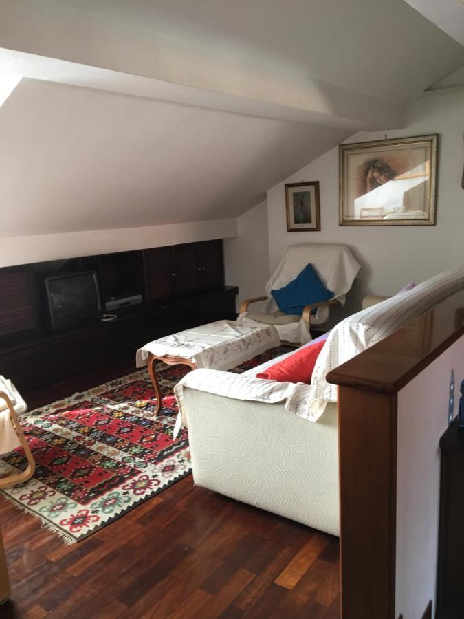 Appartement Il Nido Del Gabbiano à Savone Extérieur photo